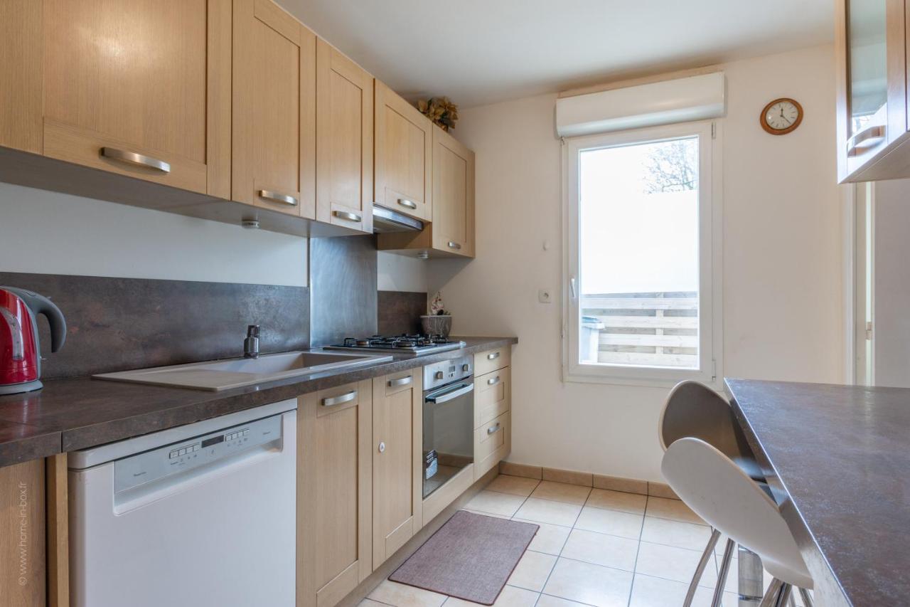 Le Duplex Chessy - 15Min From Disneyland - 2 Private Parkings - Garden - Kingsize & Queensize Bed - Supermarket Behind The House Bagian luar foto
